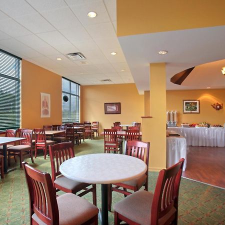 Days Inn By Wyndham Oromocto Conference Centre Restoran foto